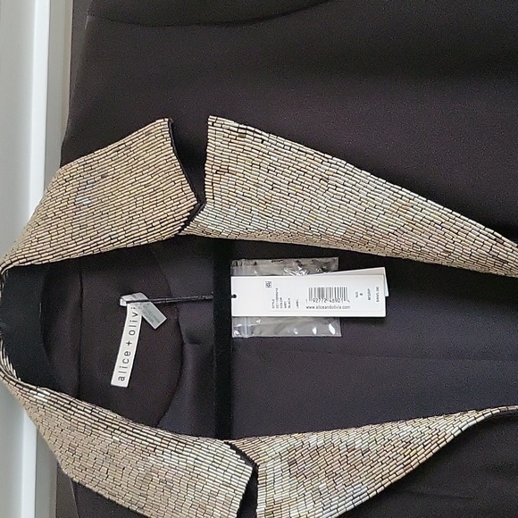 Alice and Olivia Blazer (Jacket) - Picture 2 of 3